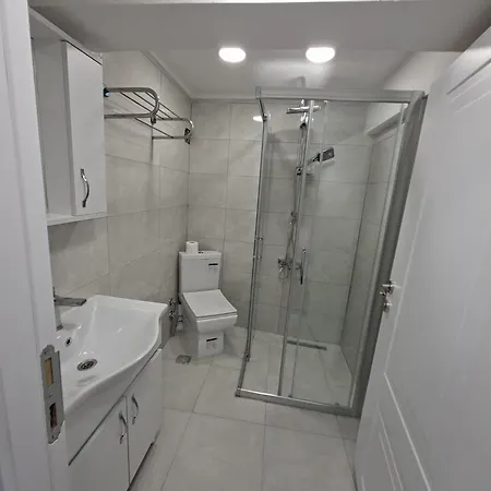 Zeynus Kadikoey Hotel