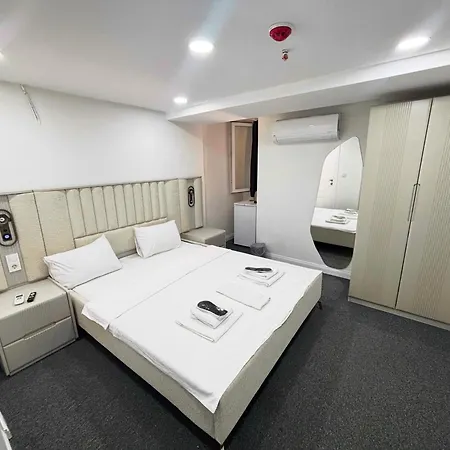 Отель Zeynus Kadikoey 3*