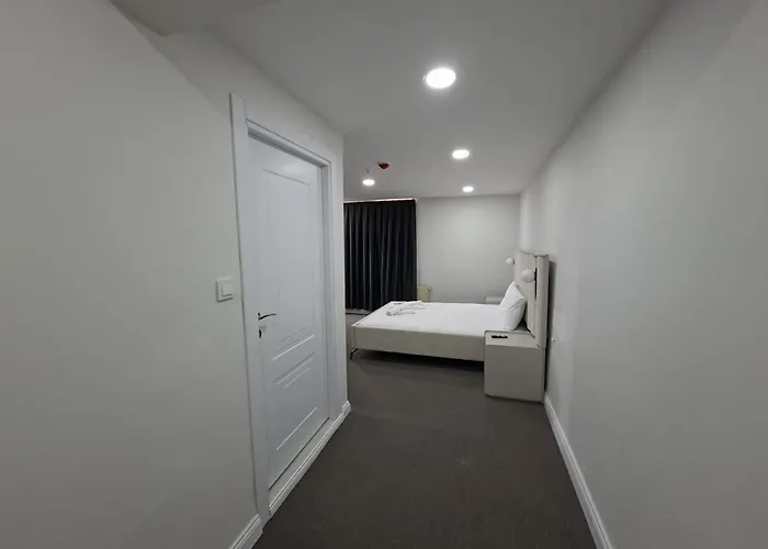 Zeynus Kadikoey Hotel 3*